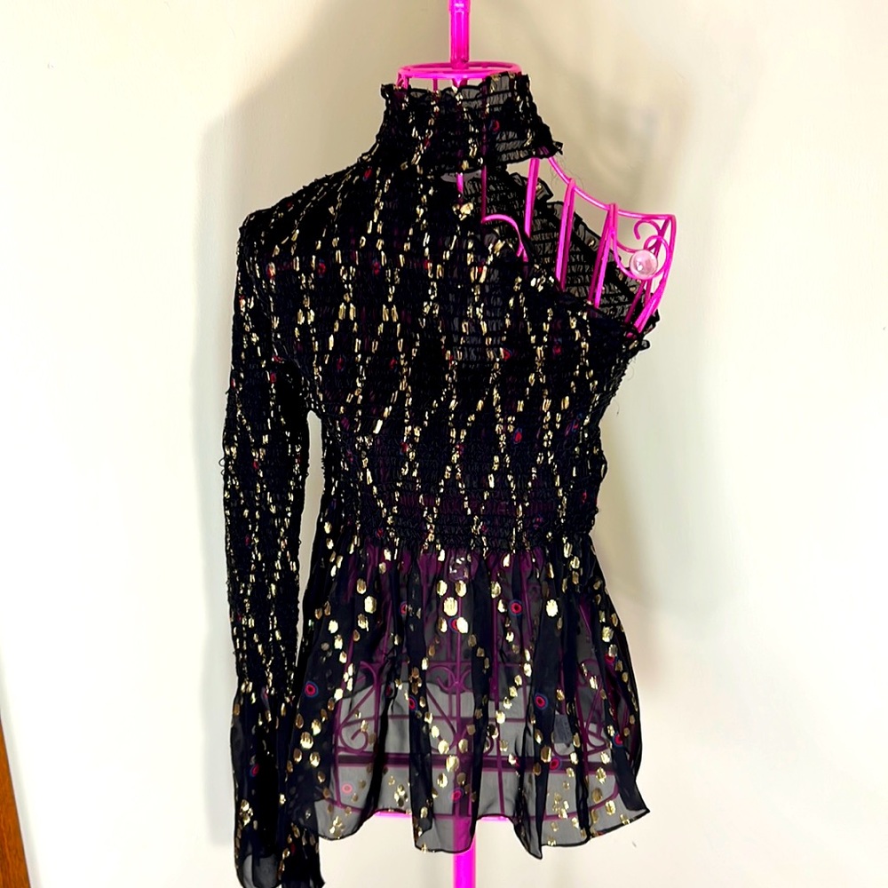 Ladies top
